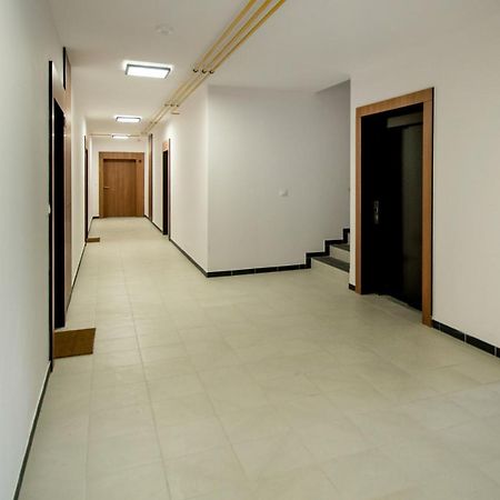 Apartament Centrum Xl - Komfortowe Noclegi Crickhowell Exterior foto